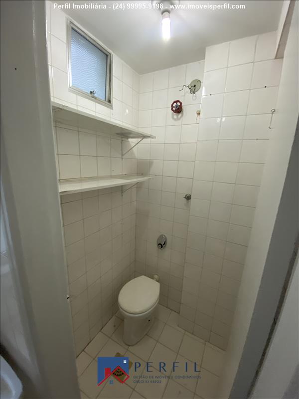 Apartamento para Alugar no Comercial em Resende