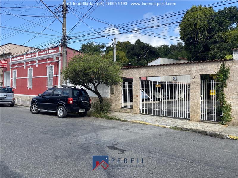 Casa a Venda no Campos Elíseos em Resende