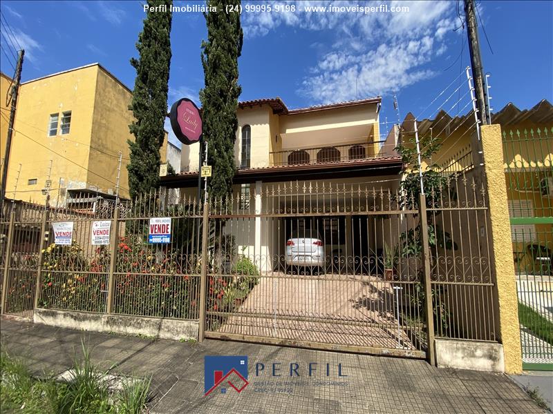Casa a Venda no Jardim Tropical em Resende