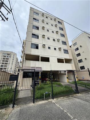 Apartamento à Venda