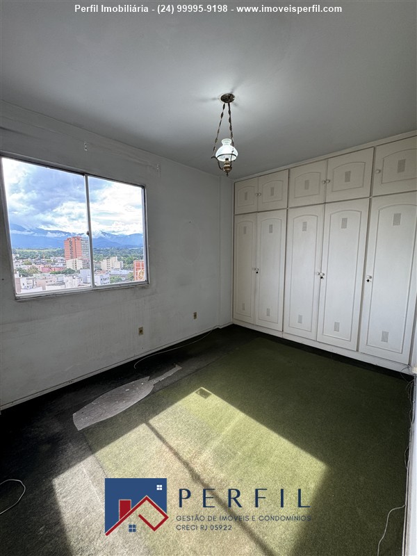 Apartamento a Venda no Comercial em Resende