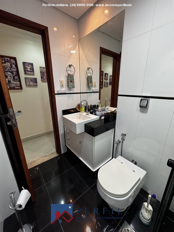 Apartamento a Venda no Centro em Resende - Foto do Im�vel