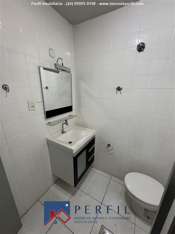 Apartamento para Venda ou Alugar no Comercial em Resende