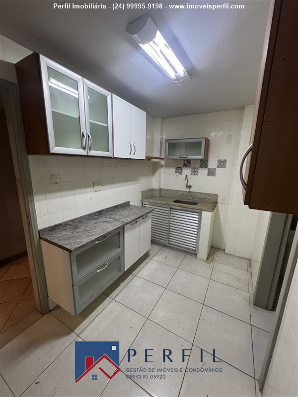 Apartamento para Venda ou Alugar no Comercial em Resende