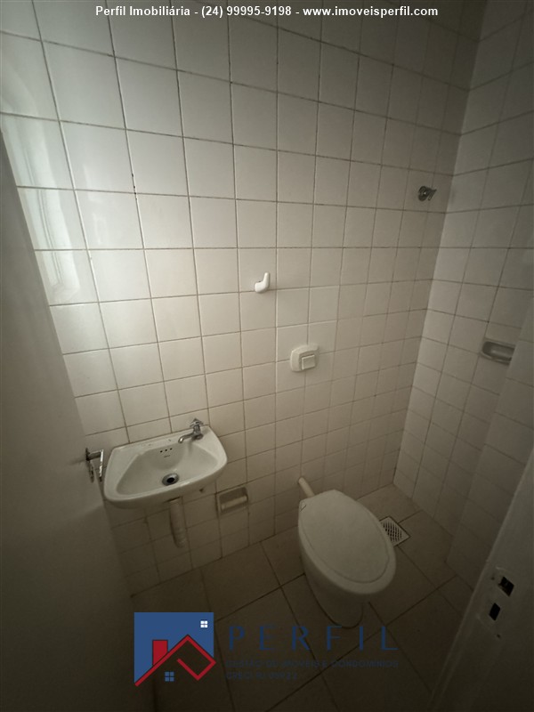 Apartamento para Alugar no Comercial em Resende - Foto do Imvel