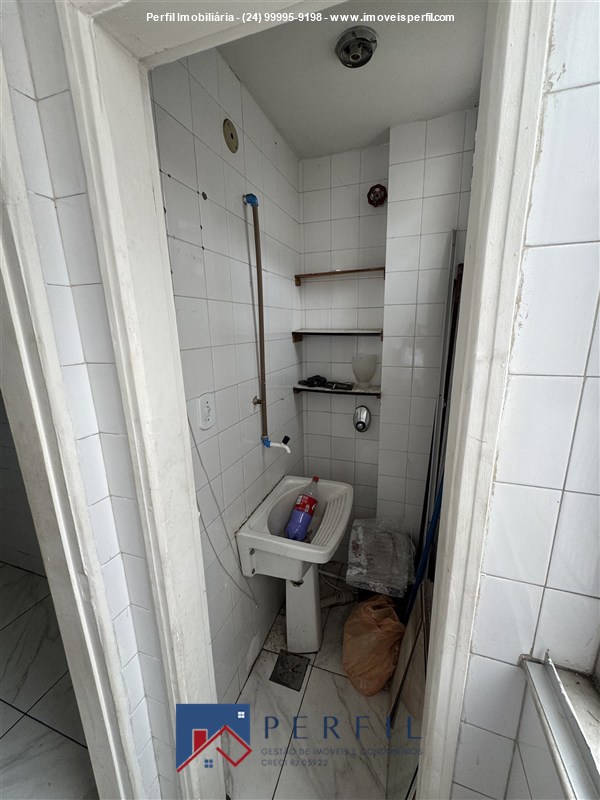 Apartamento a Venda no Comercial em Resende - Foto do Imvel
