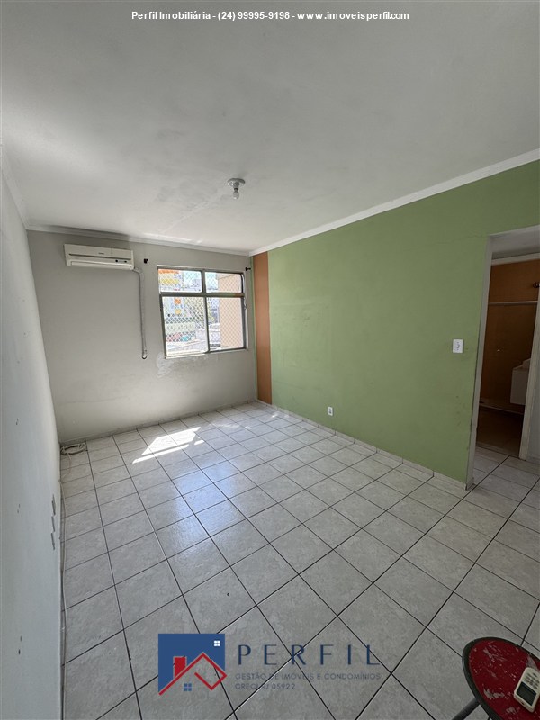Apartamento a Venda no Comercial em Resende - Foto do Imvel