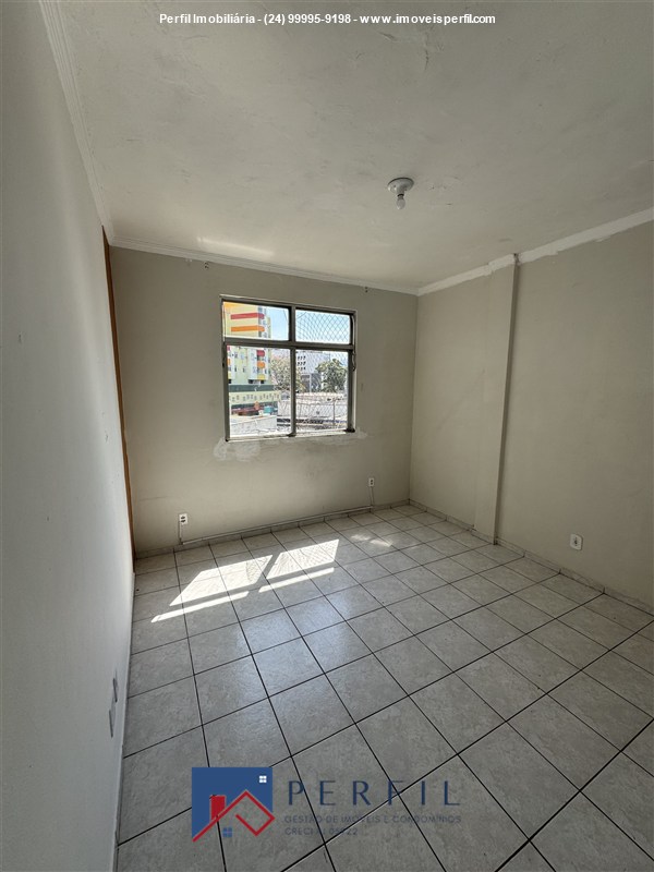 Apartamento a Venda no Comercial em Resende - Foto do Imvel